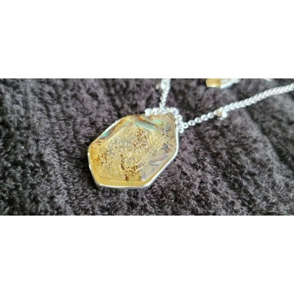 Avon necklace with stone - Picture 3 of 5